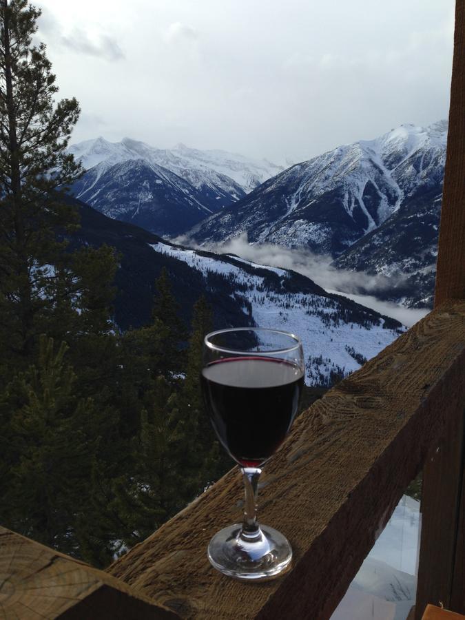 Taynton Lodge At Panorama Mountain Village Resort Buitenkant foto