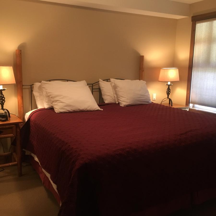 Taynton Lodge At Panorama Mountain Village Resort Buitenkant foto